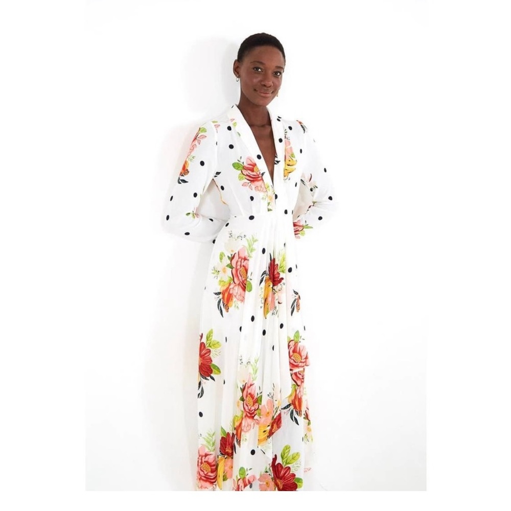 Nanaju Maxi Dress
